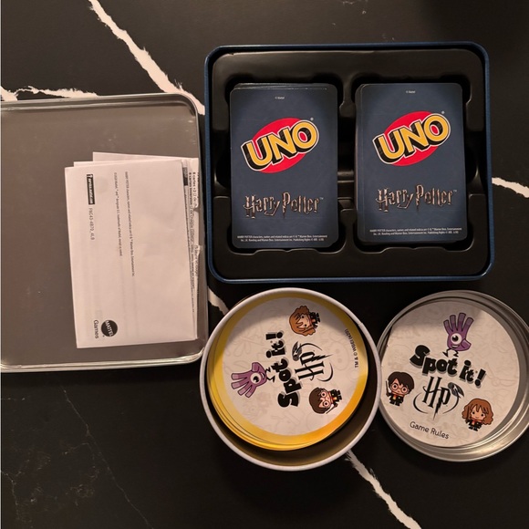 Like new Harry Potter themed card games - Picture 2 of 4